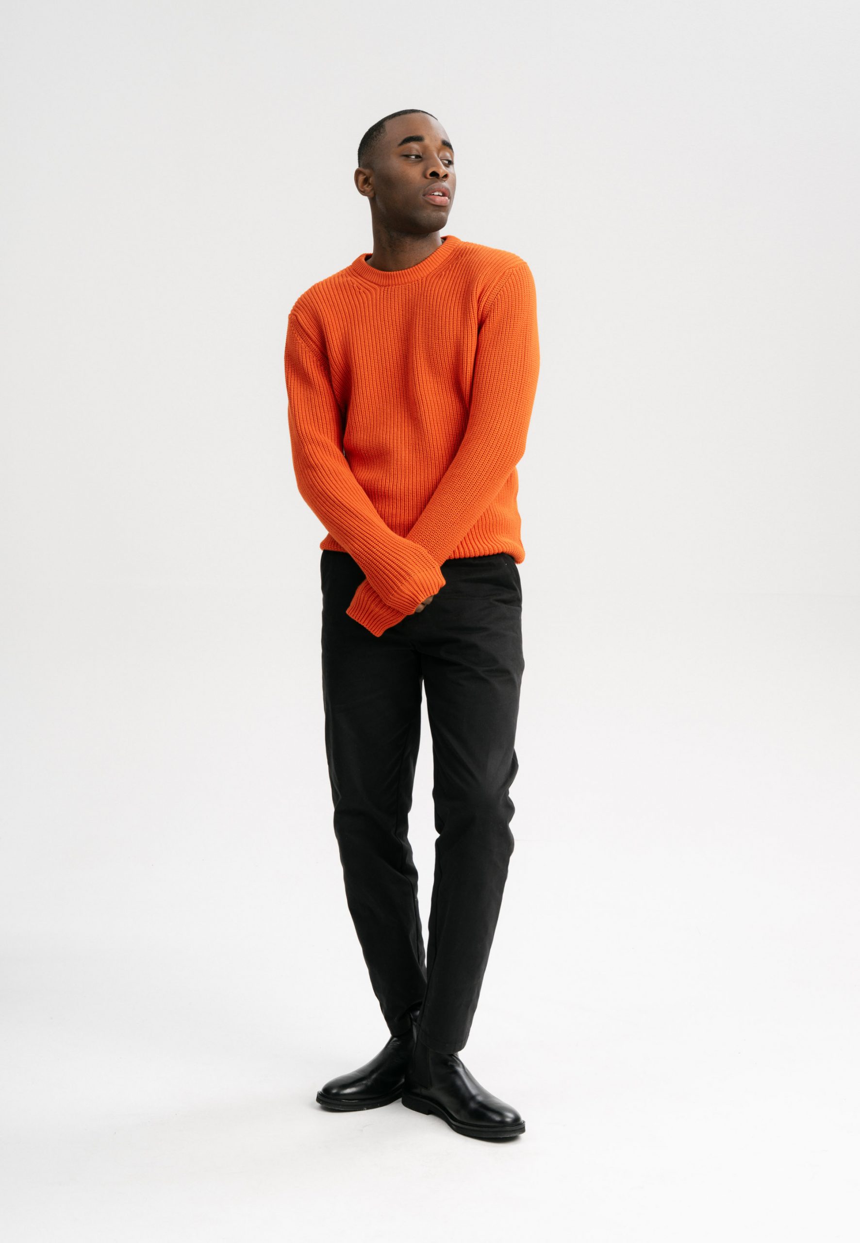 231118_MELA_AW24-710